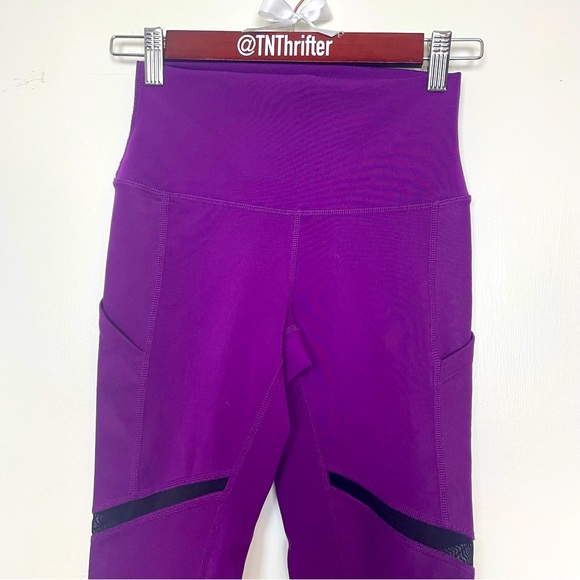 Alo Yoga Women’s Align Two Tone Capri Athletic Legging XS Purple Black Mesh Fit - Picture 3 of 10
